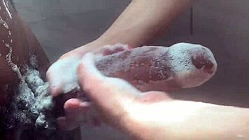 Horny college white girl worships massive BBC in steamy bath session. Wow!