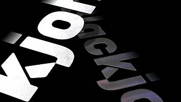 cheating teen rides big cock before bf home 😏