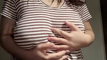 I’m obsessed with hot Indian milf teasing big boobs