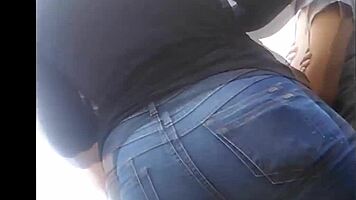Culona Teen 18+ Shows Big Candid Ass in Tight Jeans