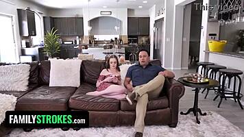 Curvy babe Samantha Reigns seduces stepdad for hardcore living room ride