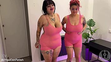 gg huge boobs bouncing wild with belly fetish and ass shaking preview