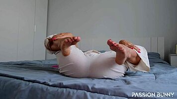 Beautiful Petite Neighbor's Intriguing Solo Session
