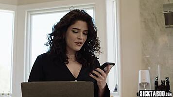 latina victoria voxxx calls troubleshooter guy fucks her tight pussy hard 😏