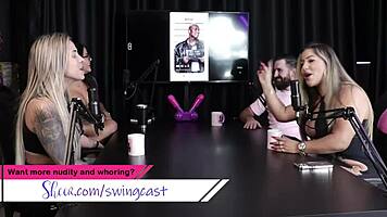 Who did she match with on Tinder? Juli Figueirô and Felipe Larrossa in sheer red