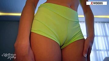 Get hard and jerk off to my sexy ass now. Don’t you crave it?