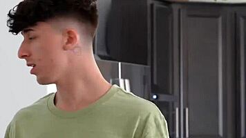 little princess offers her tight pussy for a creampie delight