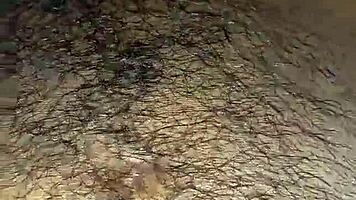 convidei minha vizinha para assistir um filme e ela faz sexo oral