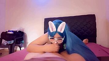 Watch Bulma suck Goku's cock while Vegeta trains? So hot!