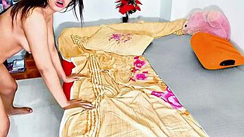 Hey, sensual girlfriend Rumpa21 with natural tits in deepthroat action