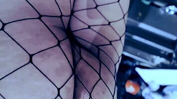 latina stepsister touches herself