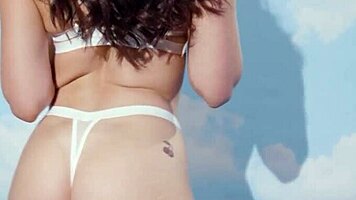 Teen 18+ Jane Wilde Plays Naked Golf with Hairy Pussy and Big Ass