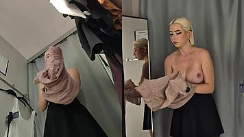 Hidden Camera Spies Girl Without Panties in Fitting Room