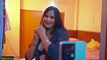 Desi Hot Model in Viral Rough Sex Video