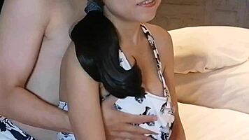 Home Made Amateur Stimulates Busty Girlfriend’s Nipples in Bedroom