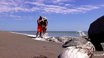 Real Mature Couple Risky Outdoor Sex At Public Beach In Mexico