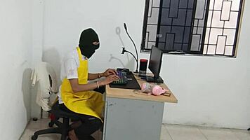 Neighbor Feels Horny And Shakes Her Curvy Ass For The Camera