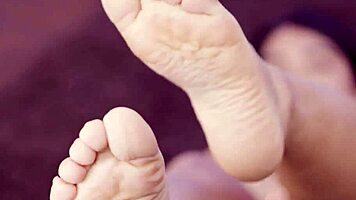 Verito aguas mexican petite gets casting with juicy pussy