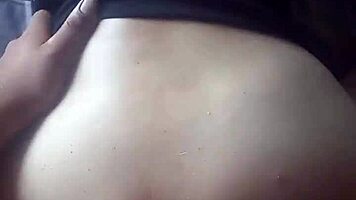 Хей, проследих зрялата съседка изневярница за мръсно догги