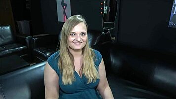 Überrumpelt! Heißer Fremdfick im Pornokino mit Ehemann, oh mann...