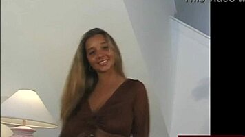 Underboob action and dancing with busty Christina Lucci, oh yeah! 😍