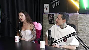 she realized making money from sex got her dick praised 😏