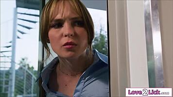 Petite Jane Wilde Hires Babysitter Lilly Bell To Facesit Her