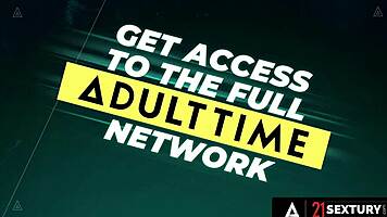 uhh, shalina devine's pussy so sweet, zazie skymm couldn't wait!