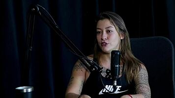 Flor De Damiana Caresses Dick Before Eurotrip Orgy