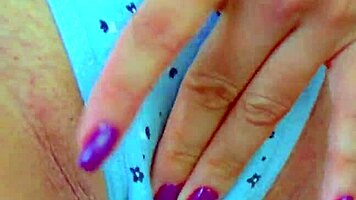 Desi College Girl Sensual Skirt Masturbation