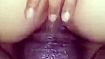 Novinha rides friend, switches from pussy to ass, friend cums in her tight ass with skinny girlfriend watching