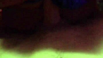 Tittyfuck in bikini leads to facial cumshot