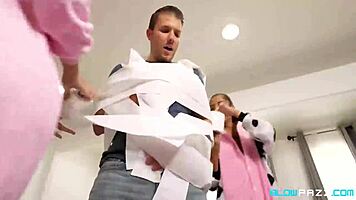 Horny Teens Gia Derza And Vanna Bardot Deepthroat Monster Cock On Halloween