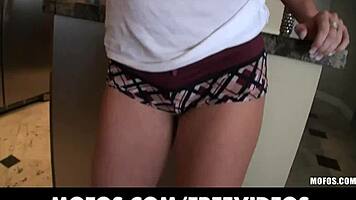 PETITE BRUNETTE GIRLFRIEND WANTS TO MAKE A SEX TAPE WITH HER MAN