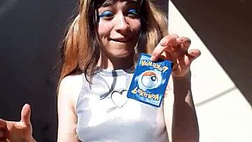 Bonneyuwu Shows Off Her Sexy Body In Cosplay!