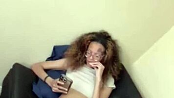 jada slim goes live in her panties