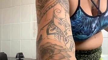 casada records cooking videos online but really just wants to flash her swollen pussy