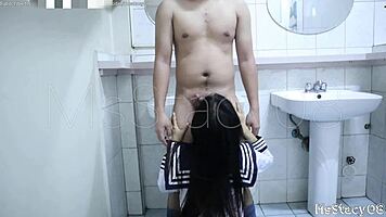 18yo pinay fucked in public restroom with blowjob and cumshot
