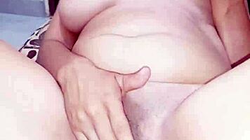 Latina milf masturbates to creampie.