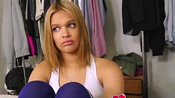 sistercums com ⏩ hard fucking my cheerleader sister 😈