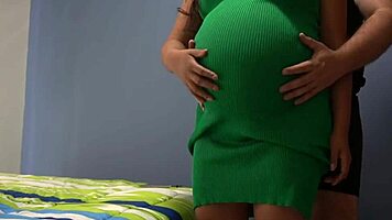 Esta Mexicana Embarazada Busca Padrastro para Follar Diario en Vestido Sexy