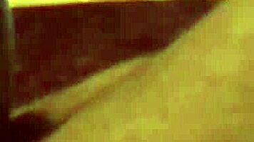 The hot whore in the hamburger puff does not use rubber