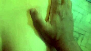 A fit college girl shows her sexy ass