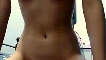 myanmar girl asks, want to see me squirt?