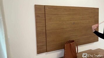 I Ate The Hot Real Estate Agent Who Showed Me The Apartment