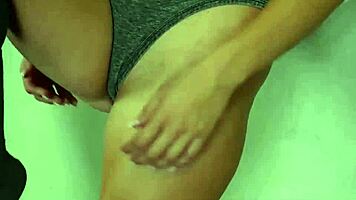 Flexible teen Alexandra Belle in aerial Naked fitness