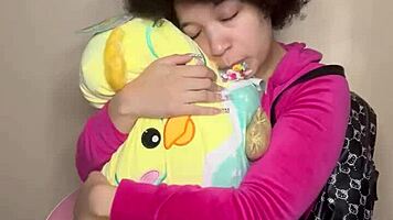 hot school girl ready to make a older daddy cum