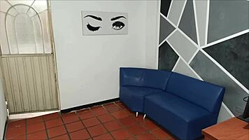 ver a mi hermanastra masturbándose sola al visitarla no estaba planeado, pero no resistí y me corrí en ella