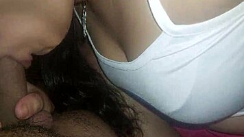 mi garganta profunda recibiendo tu pene completo y tu semen caliente