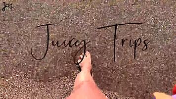 i'm horny babe double squirting while joggers run by on the beach